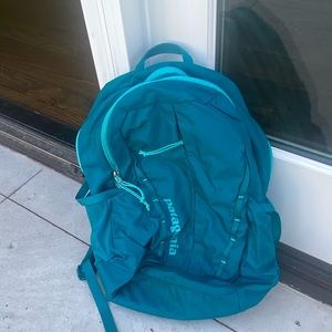Patagonia backpack -great condition -turquoise in color